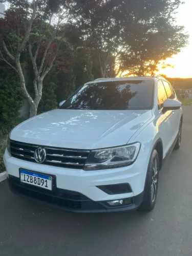 Volkswagen Tiguan Allspac 250 TSI 1.4 Flex 2019