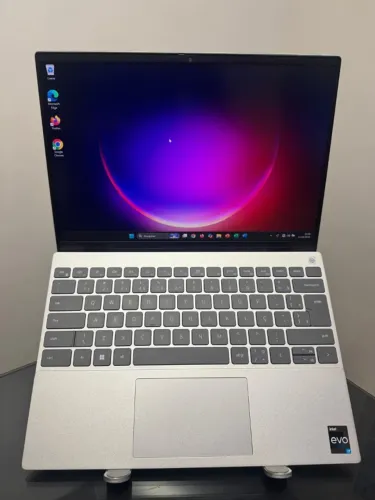 Notebook Dell EVO - i7 - 13°Geração - RAM 16GB DDR5 -SSD 512GB NVme- Leito biométrioco-13