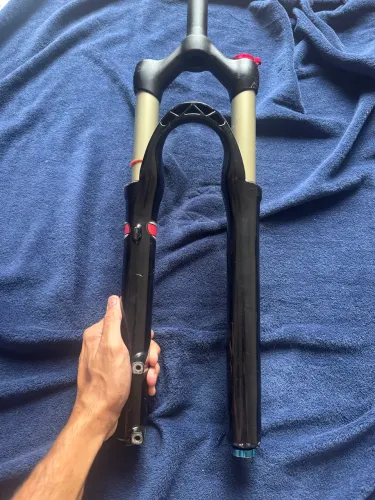 Suspensão a Ar Manitou Drake Aro 26 120mm