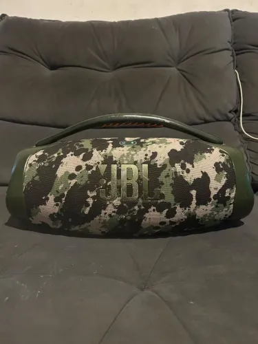 JBL bombox 3