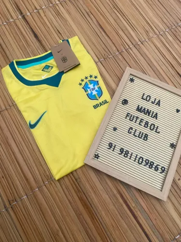 Camisa Feminina Amarela da Copa 2026.