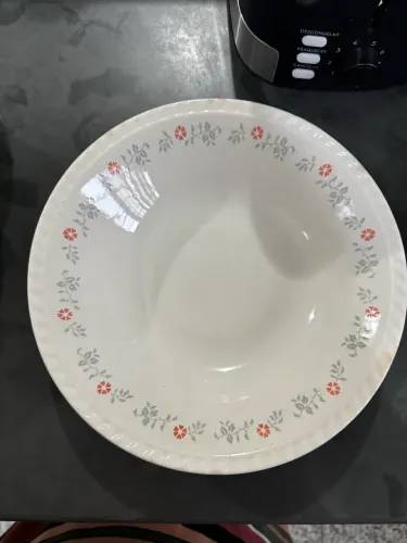 Tijela em porcelana 