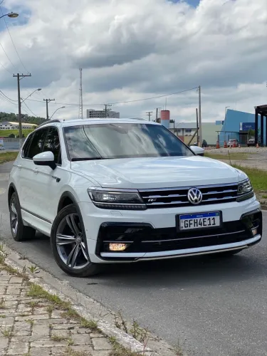 Volkswagen Tiguan Allspac R-line 350 TSI 2.0 4X4 2020