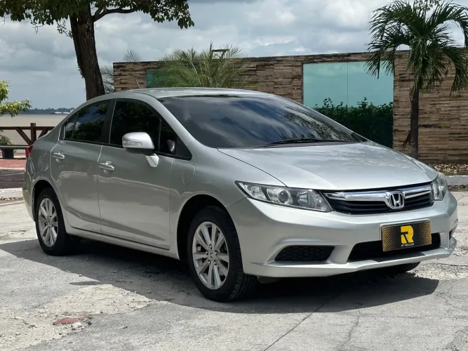 Honda Civic Sedan LXS 1.8/1.8 Flex 16V Aut. 4P 2012