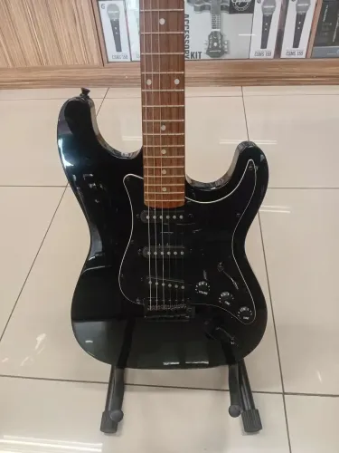 Guitarra Groovin all black
