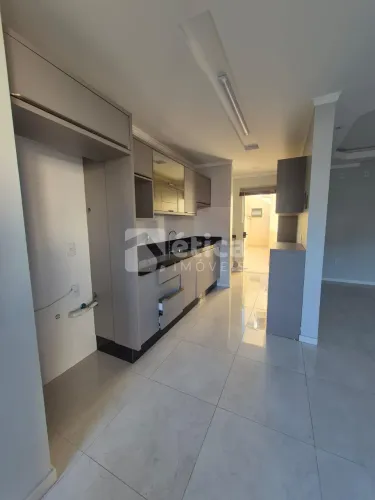 Apartamento Semi Mobiliado para Locação com 2 Quartos - Bairro Ressacada