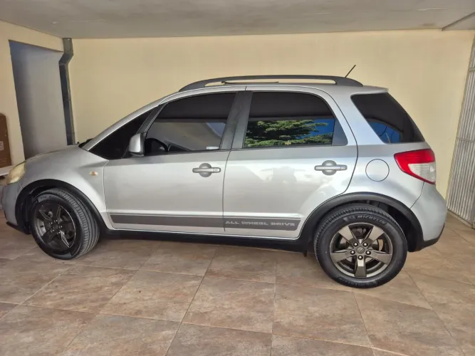 Suzuki SX4 2.0 16V 145cv 4WD 5P Aut. 2012