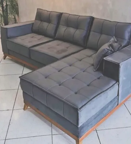 Sofá direito de fábrica