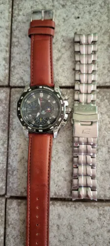 Relógio Casio Edifice EF 550RBSP *ORIGINAL* (Edição Especial RED BULL RACING)