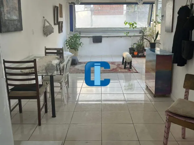 Sobrado comercial ou residencial para locação em Pinheiros, com 145m² de área útil, totalm