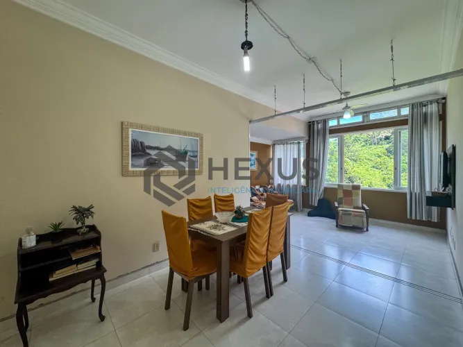 Apartamento reformado frente mar com lazer nas Pitangueiras, Guarujá