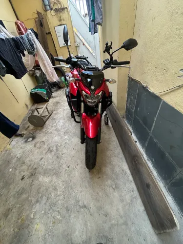 FZ25