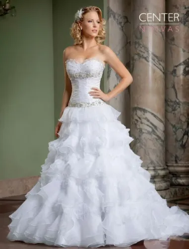 Vestido de noiva estilo princesa 