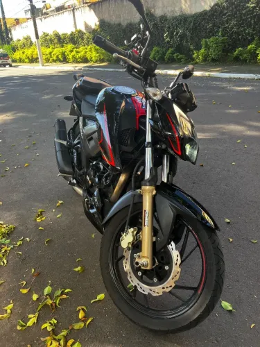 Apache RTR 200(MOTO PARA EXIGENTES)