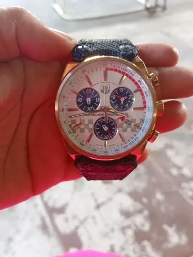 Relógio TAGHeuer carrera