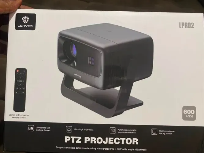 VENDO PTZ PROJECTOR LENYES. PRA QUEM QUER CURTIR SEUS MOMENTOS