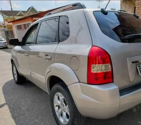 Hyundai Tucson 2.0 16V Aut. 2011