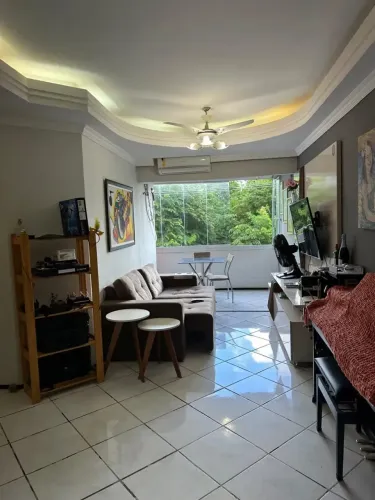 VENDO APARTAMENTO NO CALHAU COM 3 QUARTOS