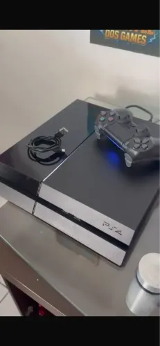 Vendo ps4 Black piano 1tb