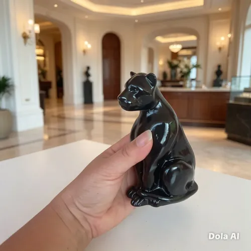 Pantera Negra em gesso cerâmico 