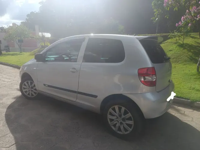 Volkswagen Fox City 1.0mi/ 1.0mi Total Flex 8V 3P 2010