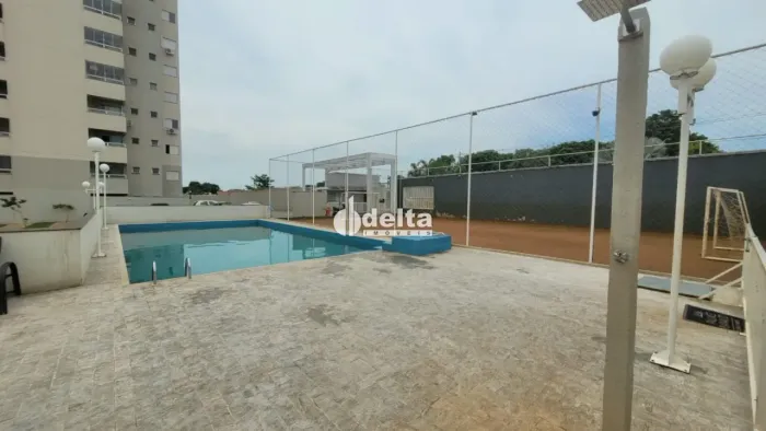 Apartamento com 2 quartos sendo 1 suíte disponível para Venda no bairro Chácaras Tubalina