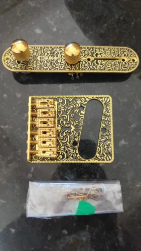 Kit Telecaster Luxo Gold Engraved (Ponte Roller + Placa de Controle com CTS)
