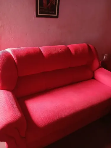 Sofa casal! ,são 2 sofás, um grande e um médio por 700