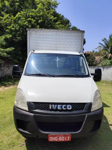 Iveco dailly 35s14 2013/2013 único dono 