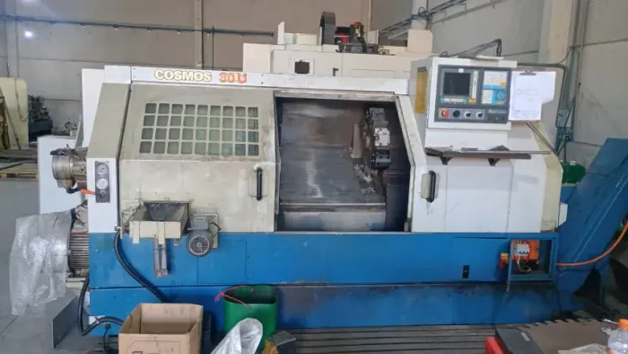 Torno CNC Romi Cosmos 30U
