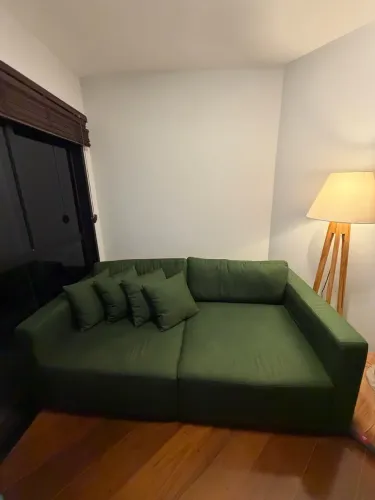 Sofa 2,10m Verde Impermeabilizado