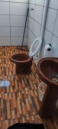 Vendo ágil de lote com casa