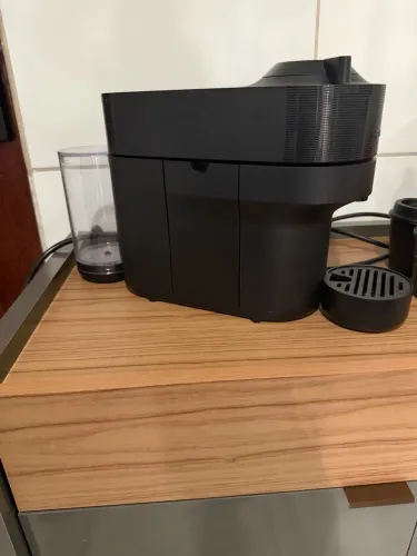 Cafeteira Nespresso Virtuo Pop