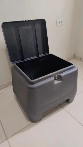 Baú de 80 litros