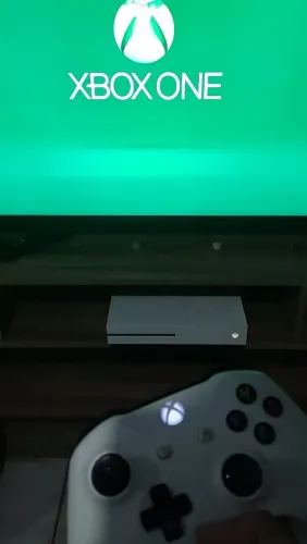 XBOX ONE S 1TB