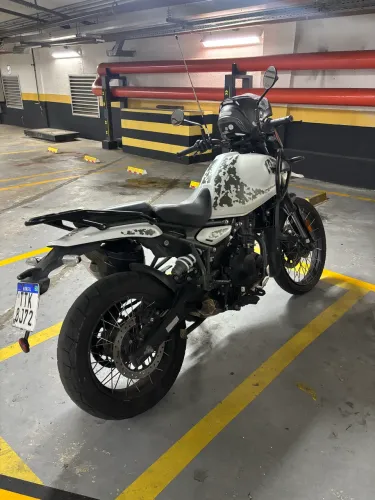 Royal Enfield Himalayan 450 2025