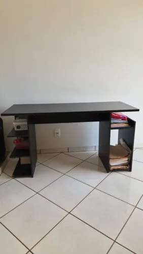 Mesa para Computador / Escritório