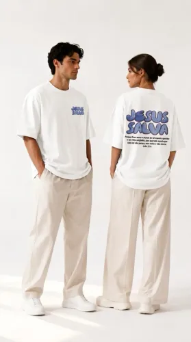 Camisas cristã na promoção