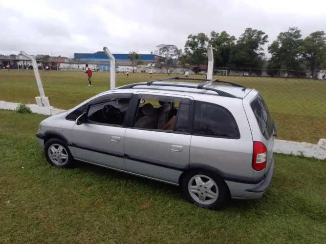 Chevrolet Zafira 2.0/ CD 2.0 8V MPFI 5P Aut. 2003