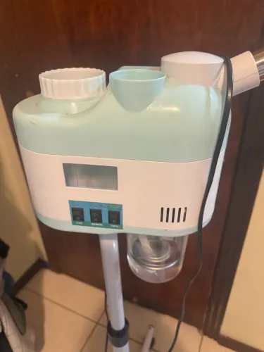 Vapor de Ozônio Facial Profissional - Quente e Frio com Luz (Pedestais)