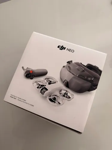 DRONE DJI NEO COMBO FLY MOTION