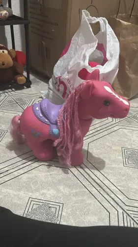 Cavalinho de Boneca Rosa - Brinquedo Infantil