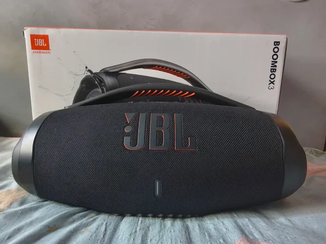 JBL BOOMBOX 3 - POSSUI NOTA FISCAL - USADA SÓ 3 VEZES, PRATICAMENTE NOVA