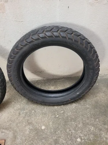 Pneus usados 90/90 R21 e 120/ 90 R 17