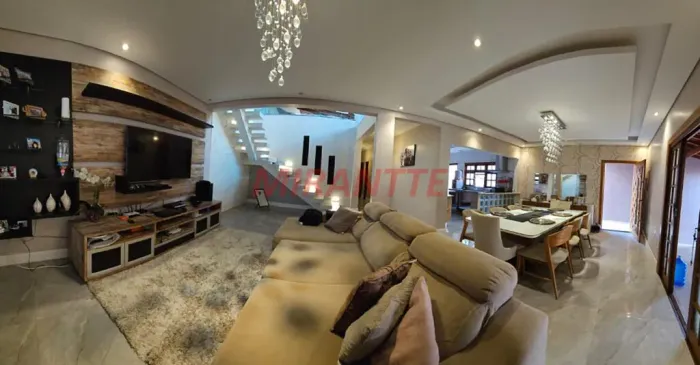 Sobrado de 502m² com 2 quartos em Vila Monteiro