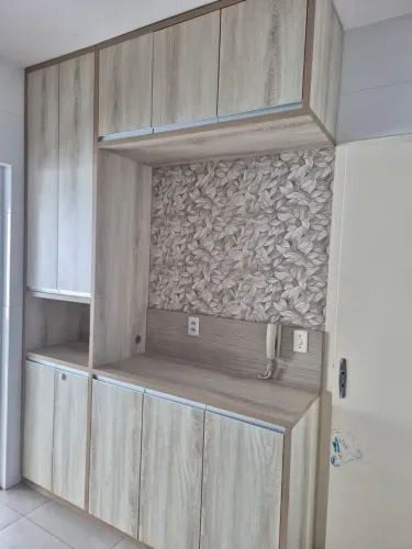Imóvel para aluguel possui 80 metros quadrados com 2 quartos