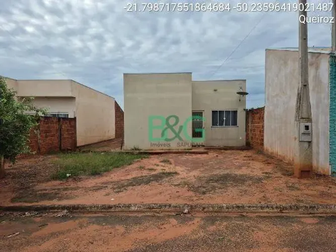 Casa com 2 dormitórios à venda, 53 m² por R$ 84.892,14 - Caingangs - Queiroz/SP