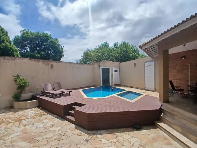 Casa Alto Padrão 5 Suítes com Piscina no Parque dos Príncipes FL14