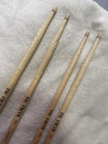 2 pares de Baqueta Vic firth 5B