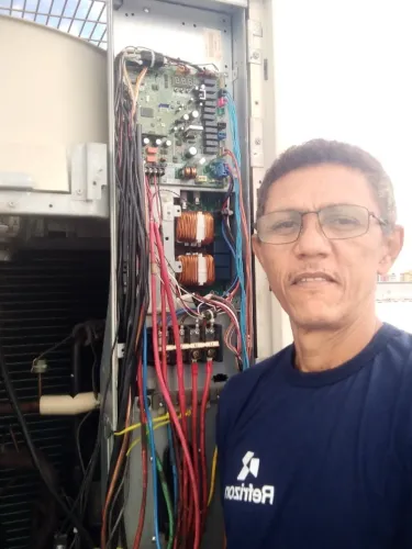 Prestação de serviços em refrigeração industrial e comercial em Teresina-PI